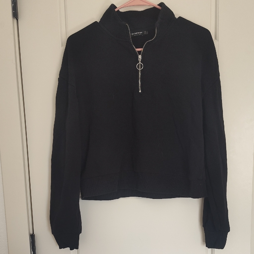 stradivarius Black Half-Zip Ring-Pull Sweatshirt